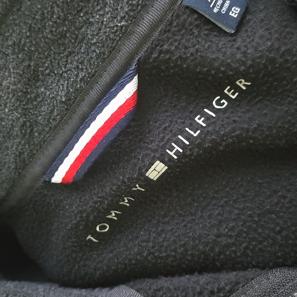 Tommy Hilfiger Men's Fleece Vest Stand Up Collar And Zipper Pockets XL - Picture 5 of 5